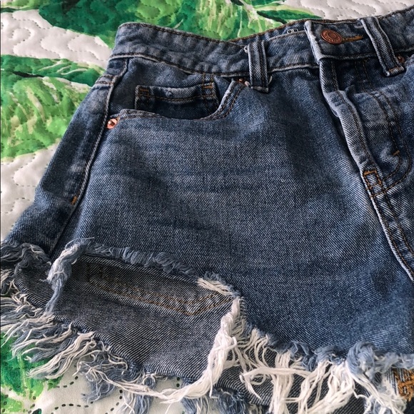 Wild Fable Button High Rise Distressed Shorts - Picture 5 of 12